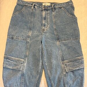 ABERCROMBIE SIZE 14 JEANS - CARGO STYLE LIGHT ACID WASH